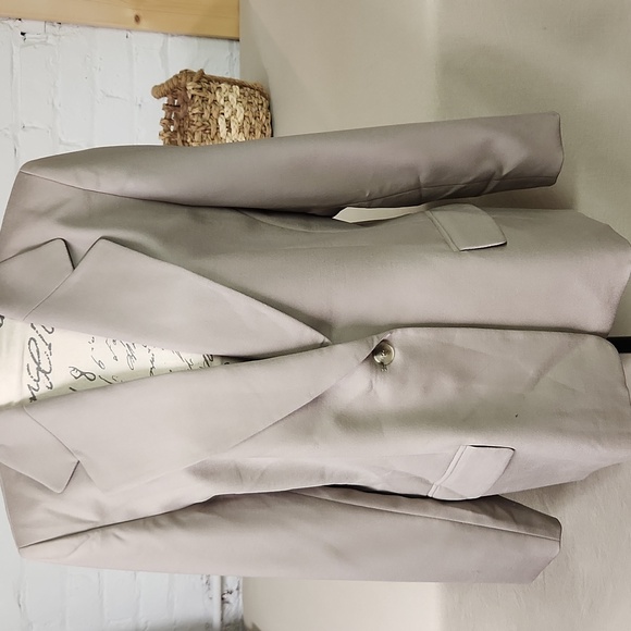 Pendleton Jackets & Blazers - Pendleton Wool Blazer in Light Tan Size 16